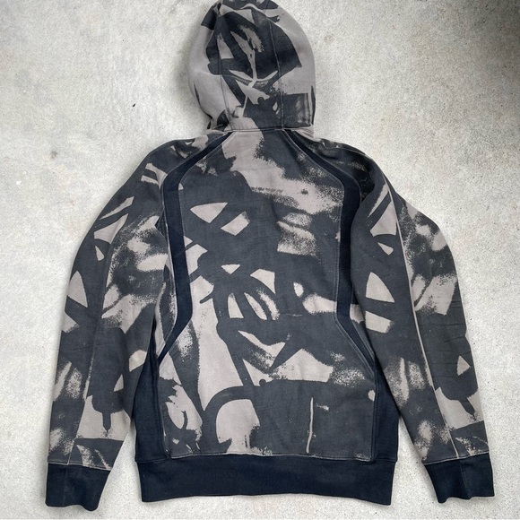 Lululemon Hoodie camouflage- size M - Picture 6 of 6